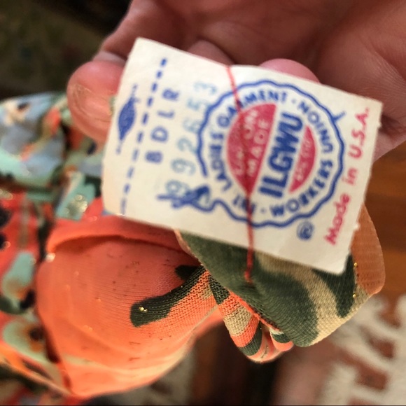 Vintage union made gown. - Picture 8 of 8